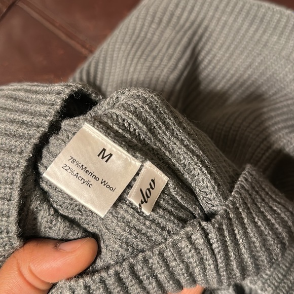 NWOT Ugerlov Women’s Knit Pullover Sweater Top Size M Dark Gray Color - Picture 6 of 10